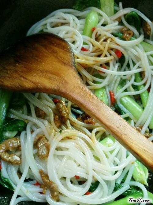 【牛肉炒珍珠粉】