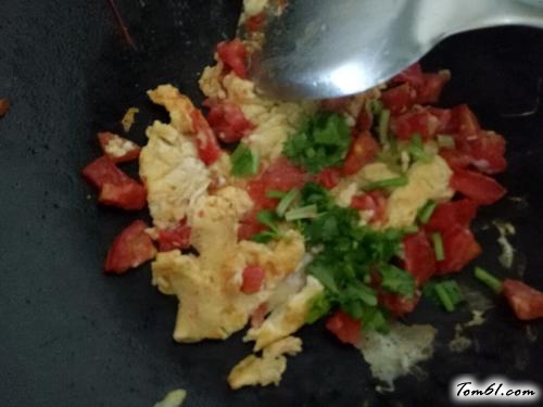 【圣女果杂蔬鸡蛋炒饭】