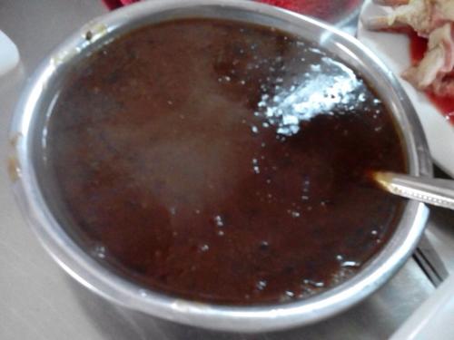 【法式煎羊排配白兰地烩彩椒牛肝菌汁】