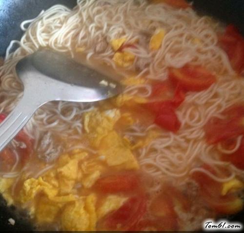 【西红柿鸡蛋面】