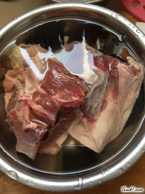 【牛肉汤面】