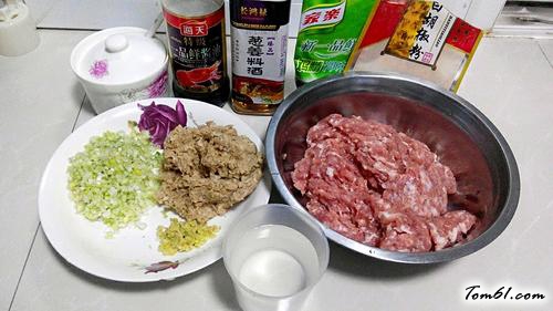 【猪肉酸菜水饺】