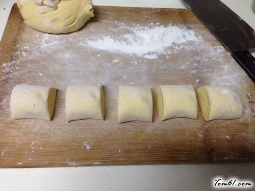 【玉米发面素包】