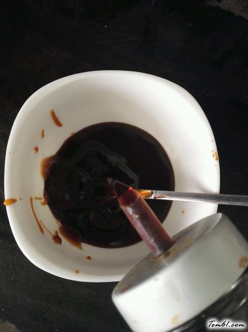 【排骨焖饭】