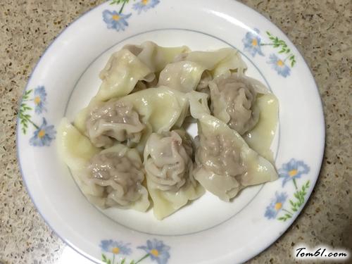 【花生酱冷馄饨】