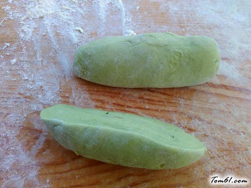 【香菇猪肉胡萝卜饺子】