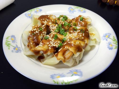【花生酱冷馄饨】