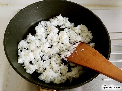 【虾仁炒饭】