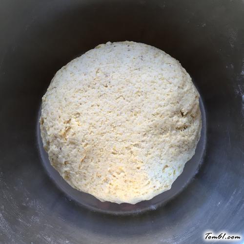 【三合面豆沙包】