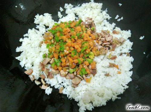 【叉烧炒饭】