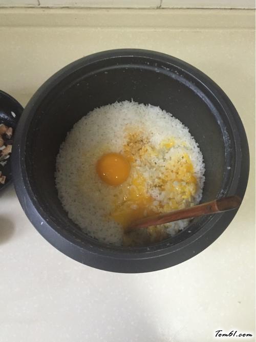 【芦笋鱿鱼黄金炒饭】