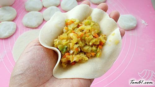 【卷心菜素包子】