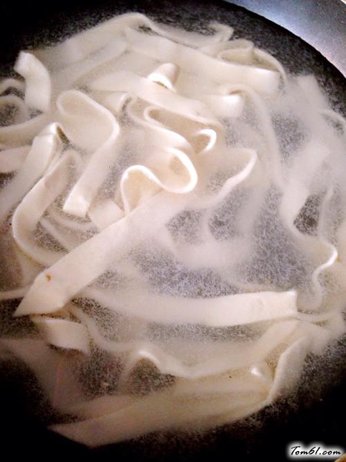 【香菇拌面】