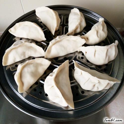 【萝卜牛肉蒸饺】