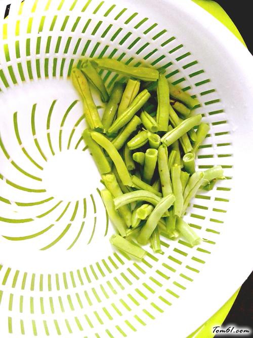 【自家豆角焖面】