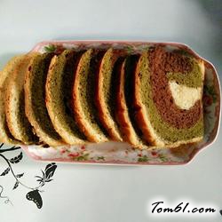 三色吐司的做法