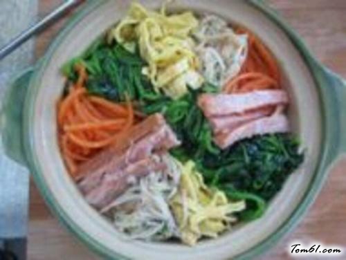 【韩式石锅拌饭】
