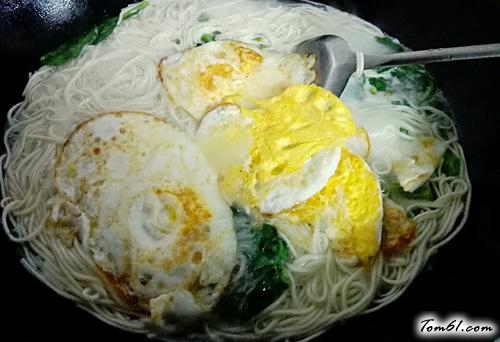 【鸡蛋面】