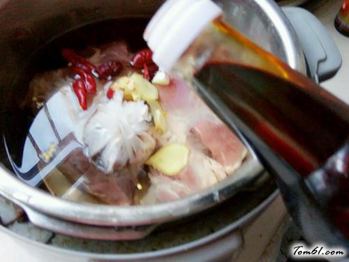 【五香牛肉面】