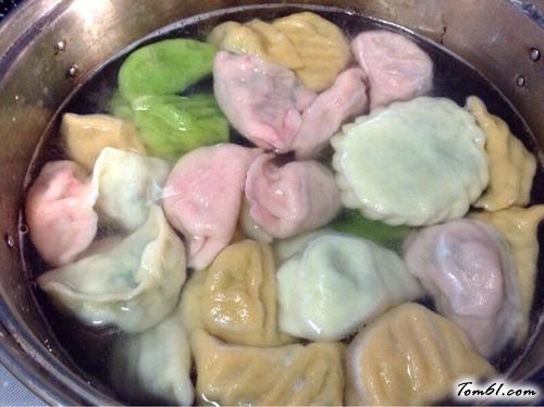 【肉三鲜五彩饺子】