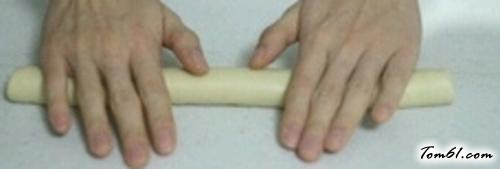 【奶香小面包】