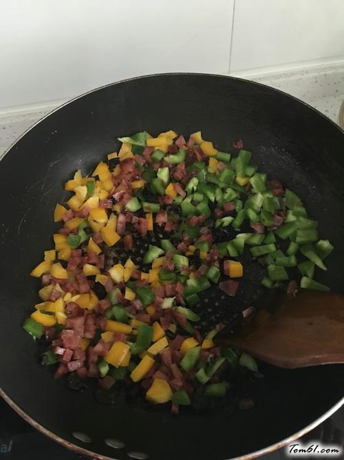 【香肠炒饭】