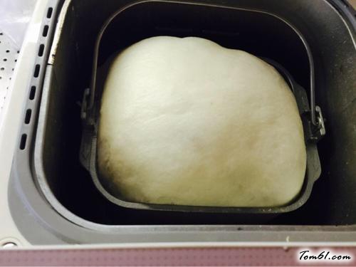 【面包机版奶香吐司】