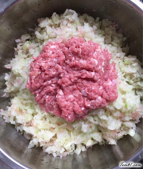 【瓜皮猪肉馅儿水饺】
