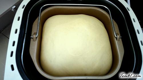 【淡奶油酸奶小餐包】