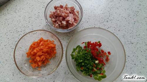 【酱香培根饭】