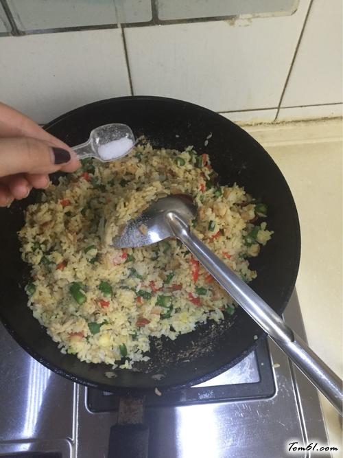 【芦笋鱿鱼黄金炒饭】