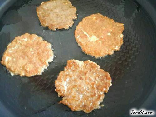 【三层牛肉汉堡】