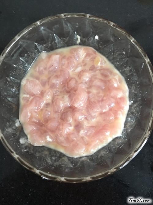 【五彩菠萝饭】