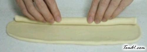 【奶香小面包】