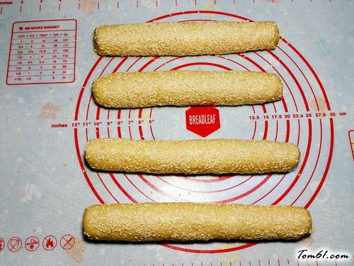 【全麥芝麻包】