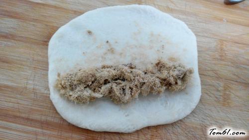 【香葱培根芝士肉松面包】