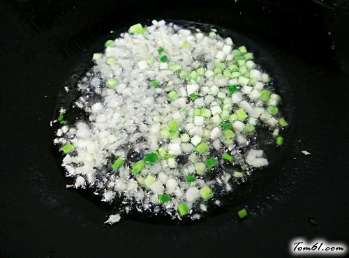 【咖哩虾仁炒饭】