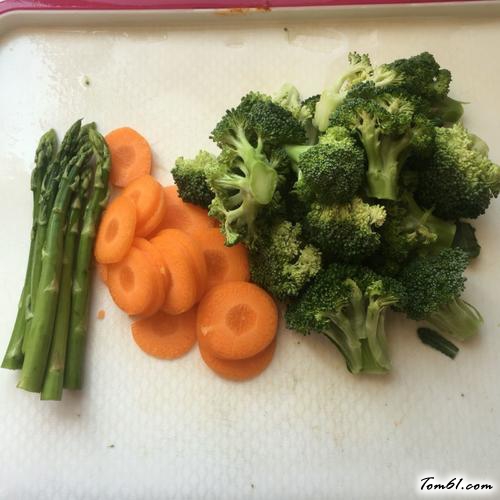 【煎牛排】