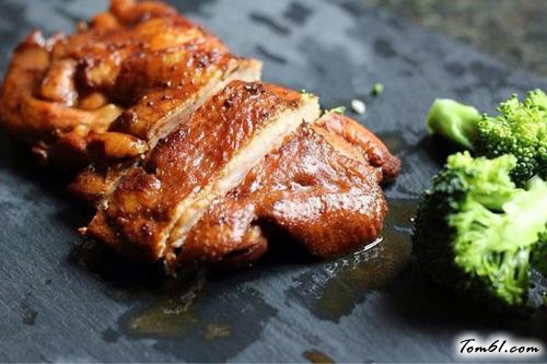 【柠香剔骨鸡腿饭】