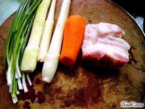 【紫锦饺】