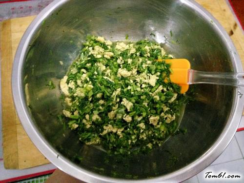 【鸡蛋茴香素包子】