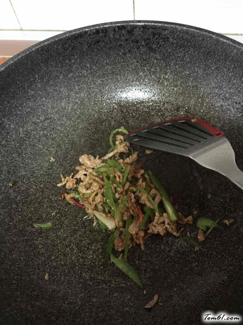 【青椒肉丝面】