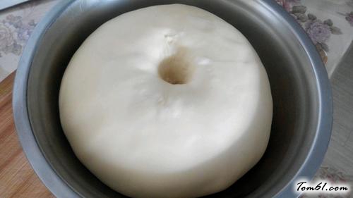 【香葱培根芝士肉松面包】