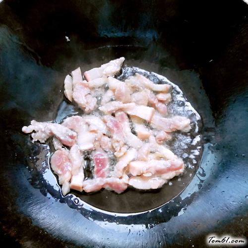 【自家豆角焖面】