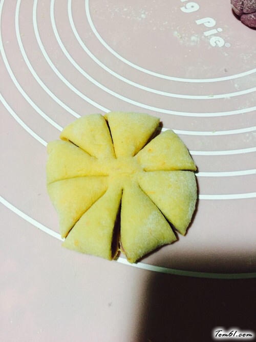 【菊花面包】