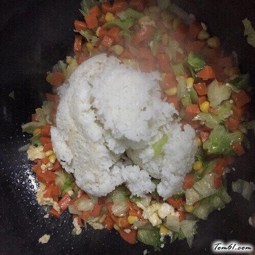 【什锦蛋炒饭】