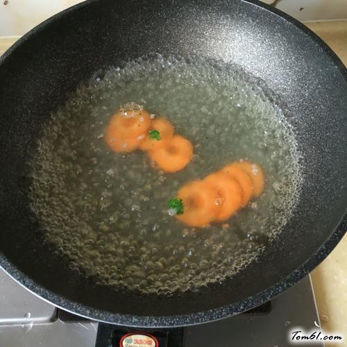 【煎牛排】