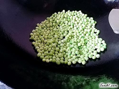 【腊肠豌豆饭】