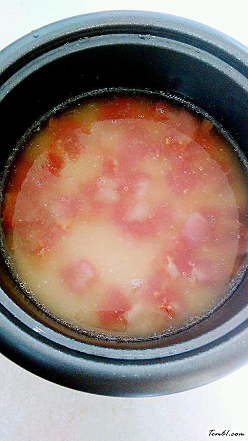 【腊味杂蔬焖饭】