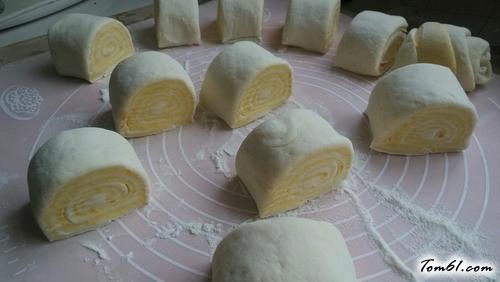 【南瓜双色馒头】